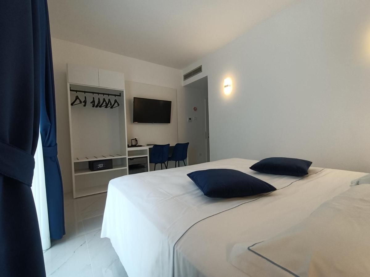 Hotel Smart Cruise Civitavecchia Buitenkant foto