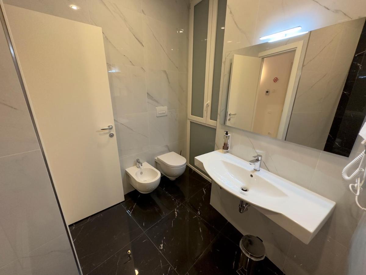Hotel Smart Cruise Civitavecchia Buitenkant foto