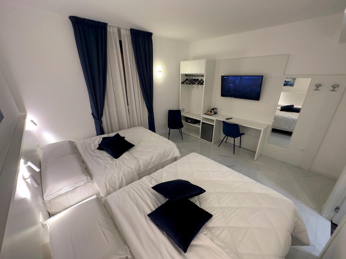 Hotel Smart Cruise Civitavecchia Buitenkant foto