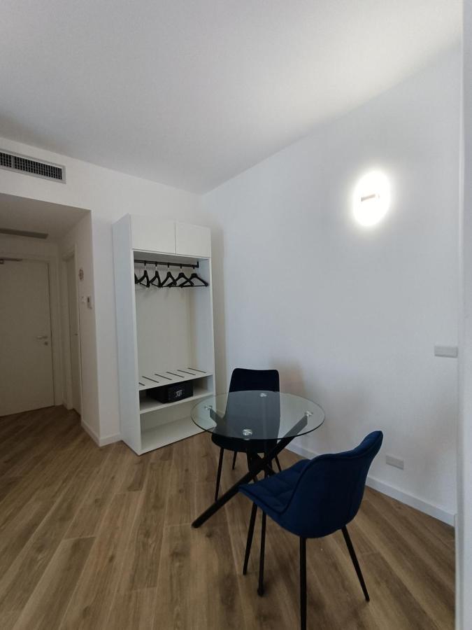 Hotel Smart Cruise Civitavecchia Buitenkant foto